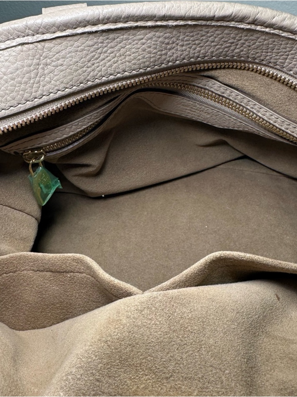 Louis Vuitton Mahina Leather Perforated Hobo Shoulder Bag - Picture 9 of 16